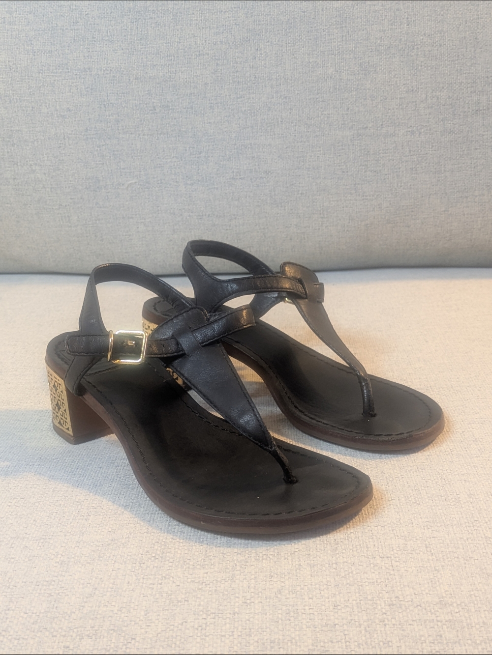 Tory Burch Black Leather T-Strap Logo Block Heel Sandals Women’s Size 5